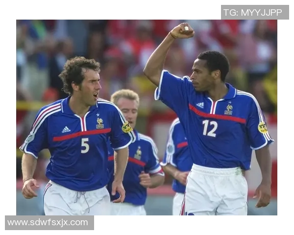 全球最顶级足球巨星盘点 他们的身高与力量成就了无与伦比的辉煌